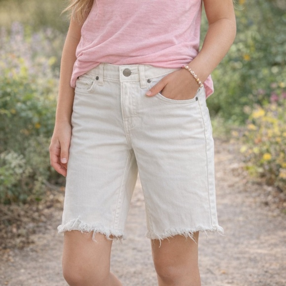 Calvin Klein Girls White Bermuda Shorts Size 10 Frayed Hem Denim